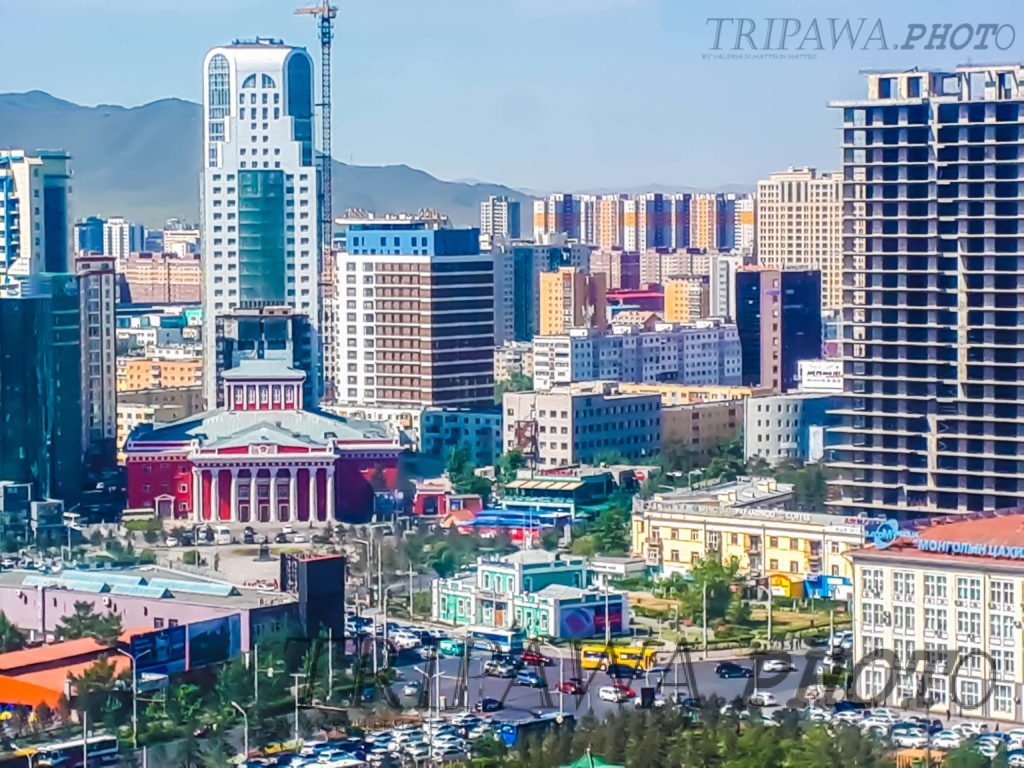 Ulaanbaatar capitale della Mongolia, cemtro urbano che è davvero il cuore pulsante di questo paese immenso